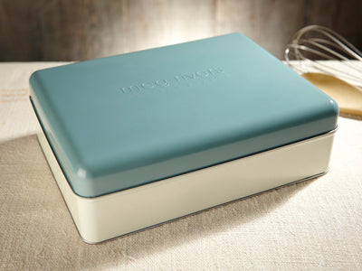 Chocolate Chip Shortbread in Free Gift Tin